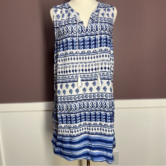 beachlunchlounge Dresses & Skirts - beachlunchlounge Blue and White Patterned Dress
